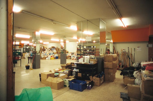 industrial plots in Kolkata for last mile dark storage